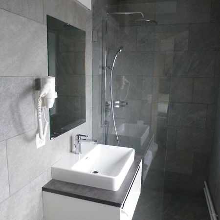 Hotel Suesom Give Tschierv Buitenkant foto